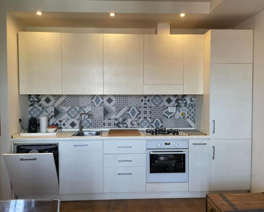 Delizioso - Vicino Metro A Appartement Rome