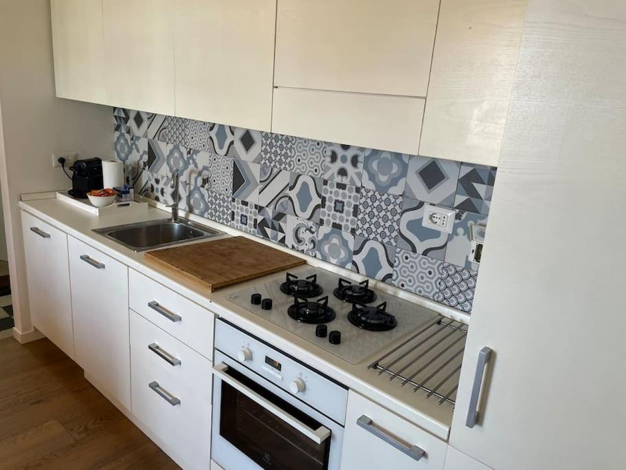 Delizioso - Vicino Metro A Appartement *